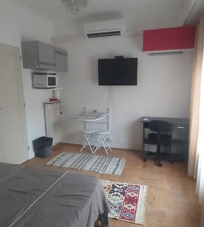 Welcome In Nice! Private Room, Own Bathroom Extérieur photo